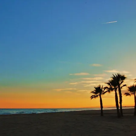 Beachfront Relax Playa Apartment
