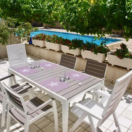 Beachfront Relax Playa Apartment *
